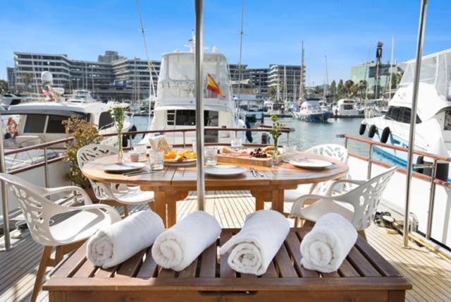 Hotel Charming Boat In Barcelona - Perfect Getaway San Adrián de Besós Zewnętrze zdjęcie