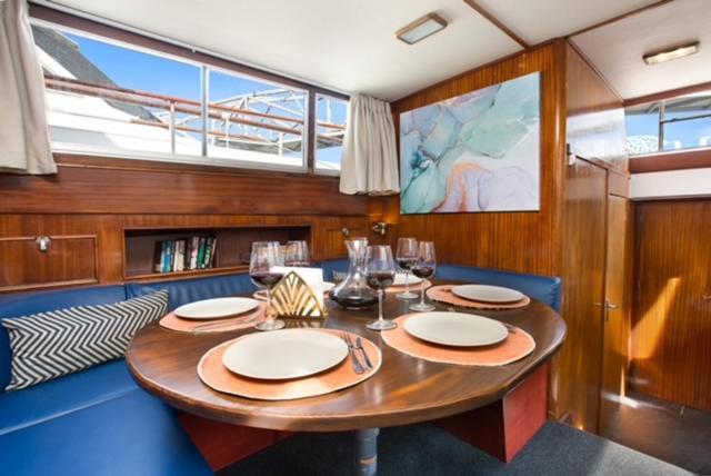Hotel Charming Boat In Barcelona - Perfect Getaway San Adrián de Besós Zewnętrze zdjęcie