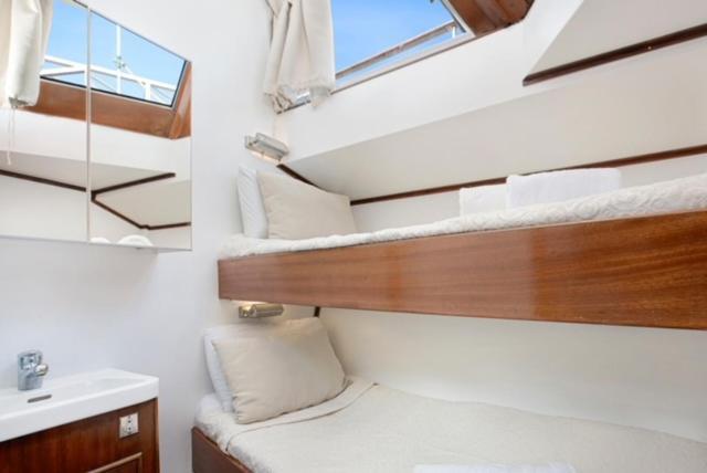 Hotel Charming Boat In Barcelona - Perfect Getaway San Adrián de Besós Zewnętrze zdjęcie